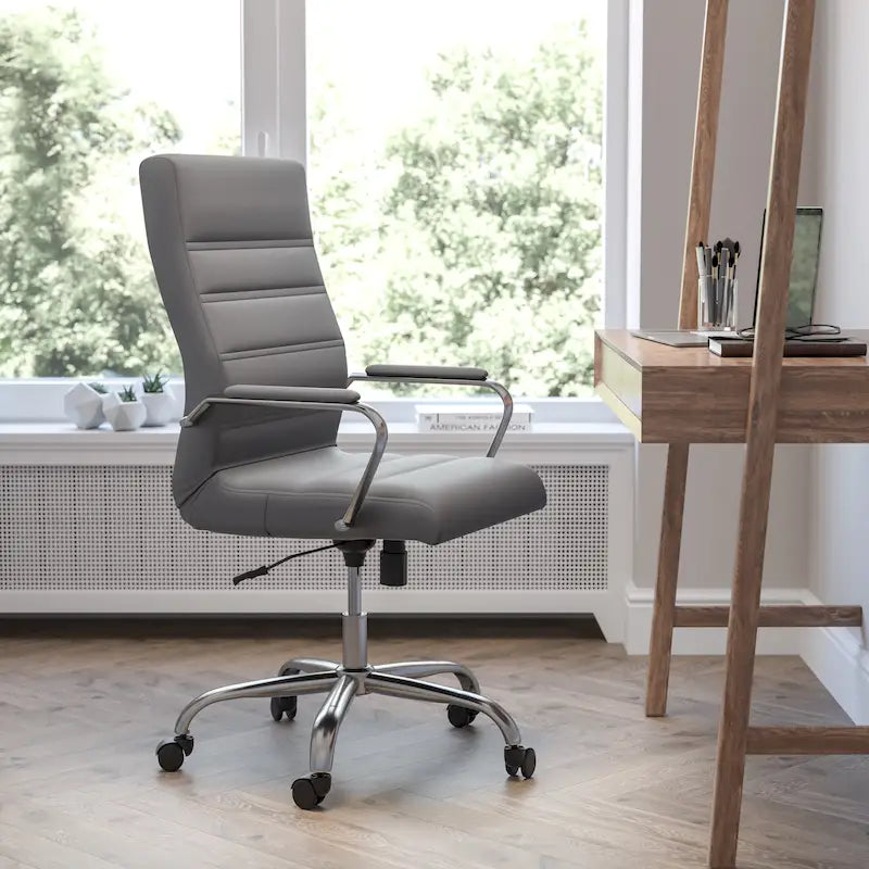 Fauteuil de bureau pivotant à dossier haut en similicuir noir/blanc/gris/marron, piétement chromé/doré/or rose/noir, siège simple