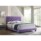 Lit plateforme Queen en velours violet avec garniture cloutée – 1 personne