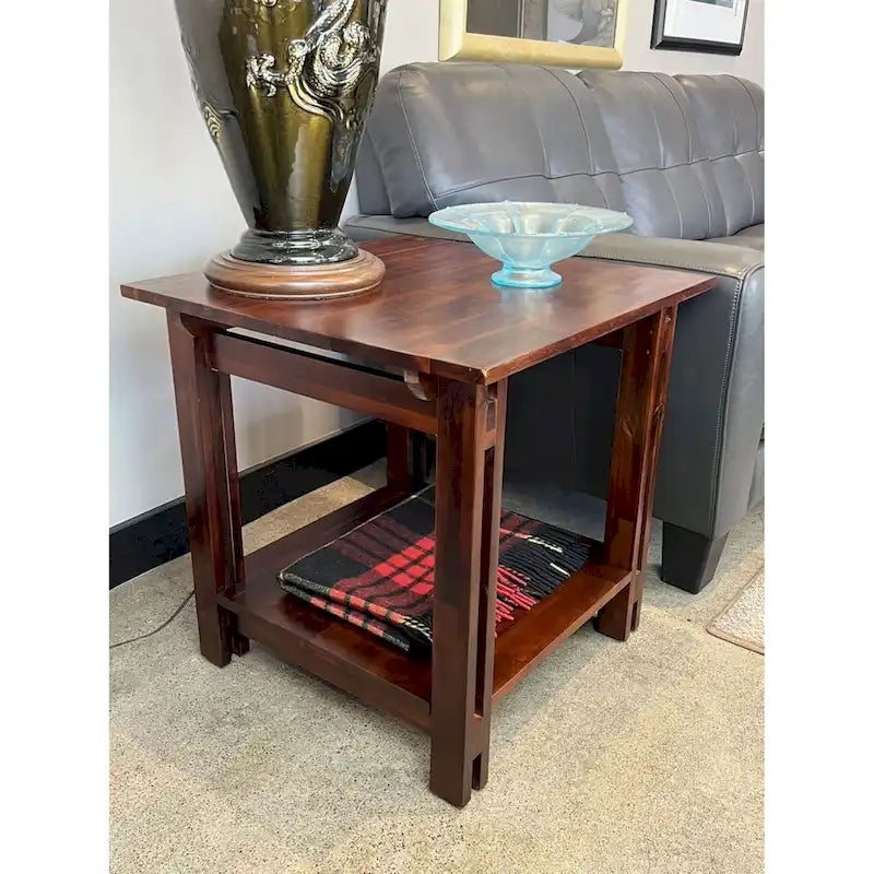 Table d'appoint en bois d'acacia massif avec étagère – Naturel/Acajou, 2 niveaux, 1 personne